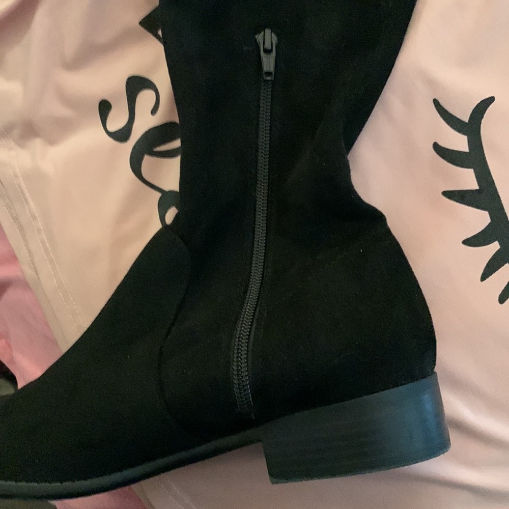 BLACK SUEDE OVER KNEE BOOTS WITH STRING TIES AT TOP FOR FIT SZ 7 1/2 (worn once) - Picture 4 of 6
